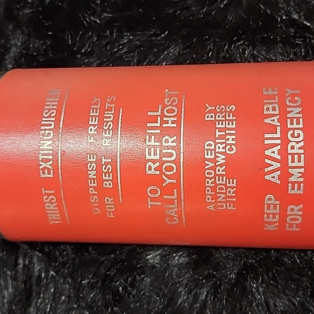 Vintage Red Fire Extinguisher Novelty Musical Cocktail Decanter. - Picture 3 of 9